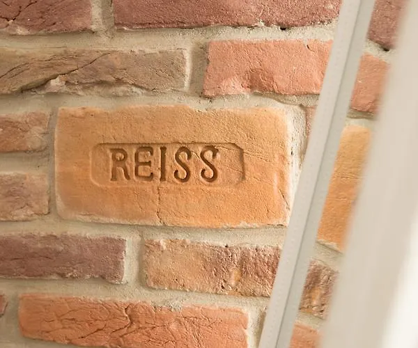 біля університету, івана франка квартири на вулиці огієнка 13 повноцінна для Lägenhet *