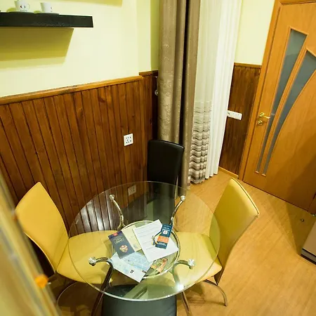 Apartmán біля університету, івана франка квартири на вулиці огієнка 13 повноцінна для