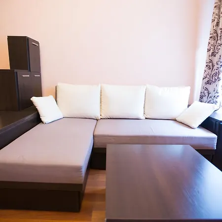 Apartmán біля університету, івана франка квартири на вулиці огієнка 13 повноцінна для Lvov