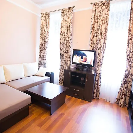 Apartmán біля університету, івана франка квартири на вулиці огієнка 13 повноцінна для