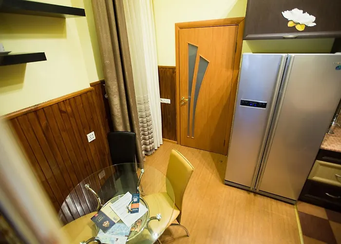 Apartamento біля університету, івана франка квартири на вулиці огієнка 13 повноцінна для *