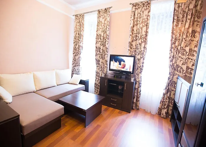 Apartamento біля університету, івана франка квартири на вулиці огієнка 13 повноцінна для